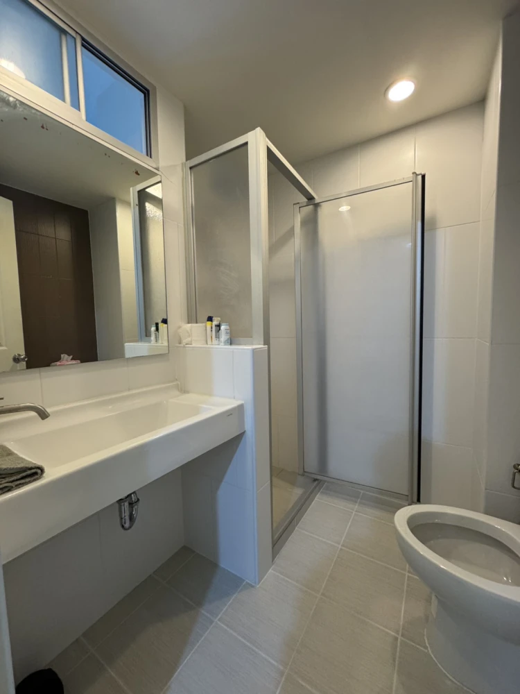 For rent: U Delight 2 Bangsue Station, high floor unit, fully furnished, affordable price. Book now before it's too late!