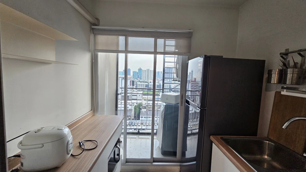 For rent: U Delight Ratchavibha, a nice room with a built-in headboard, good location, convenient transportation, hurry and reserve now!