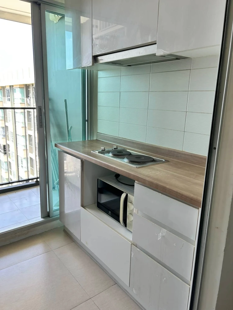 For rent: U Delight Rattanathibet, 23rd floor unit. Fully furnished with complete amenities. Move-in ready!