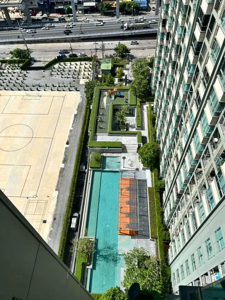 For rent: U Delight Rattanathibet, 23rd floor unit. Fully furnished with complete amenities. Move-in ready!