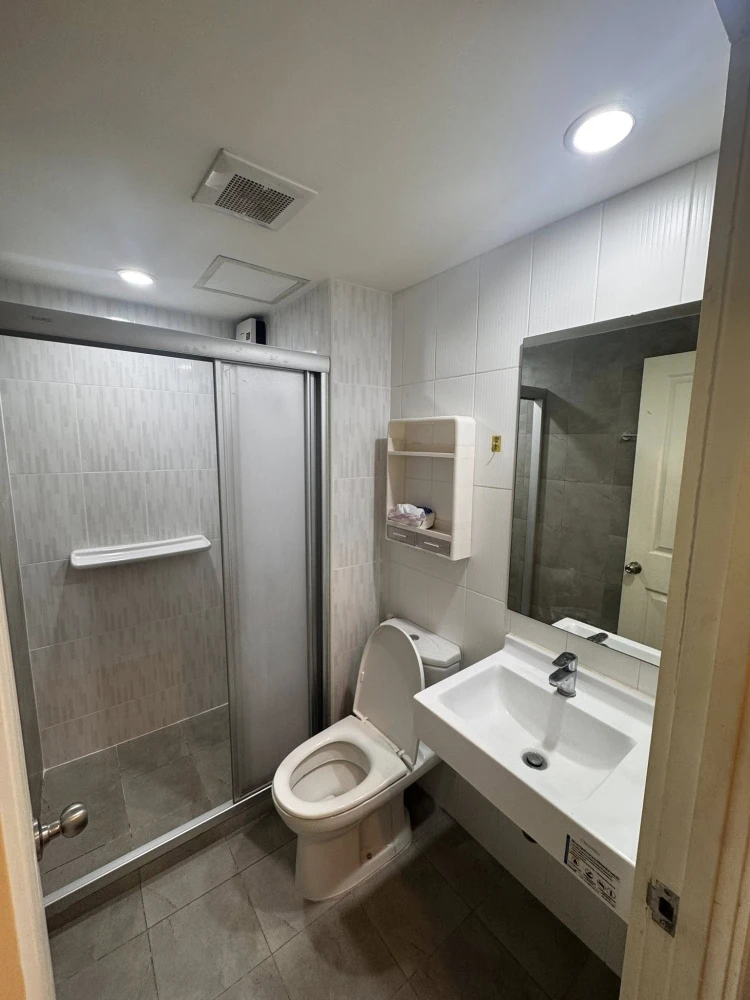 For rent: U Delight Residence Riverfront Rama 3. Rooms are partitioned into separate, clearly defined zones. Amazing price! Book now!