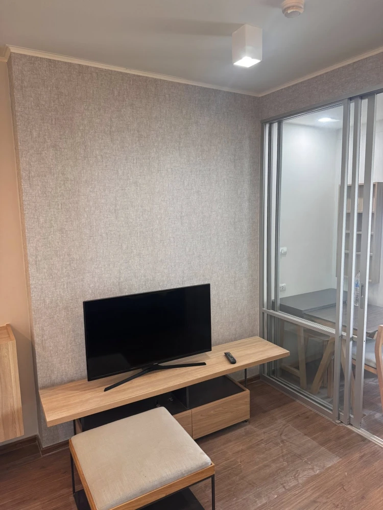 For rent: U Delight Residence Riverfront Rama 3. Rooms are partitioned into separate, clearly defined zones. Amazing price! Book now!