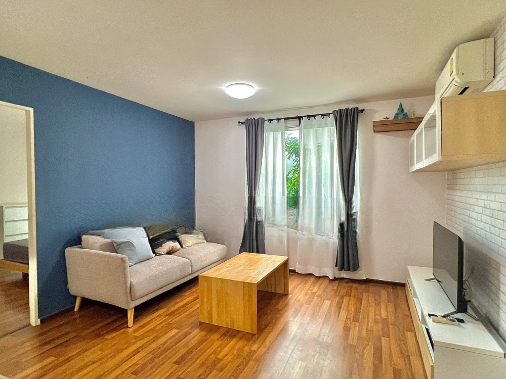 For rent: U Ratchayothin (Phahon Yothin 32), fully furnished + complete electrical appliances, wallpaper installed, ready to move in immediately.