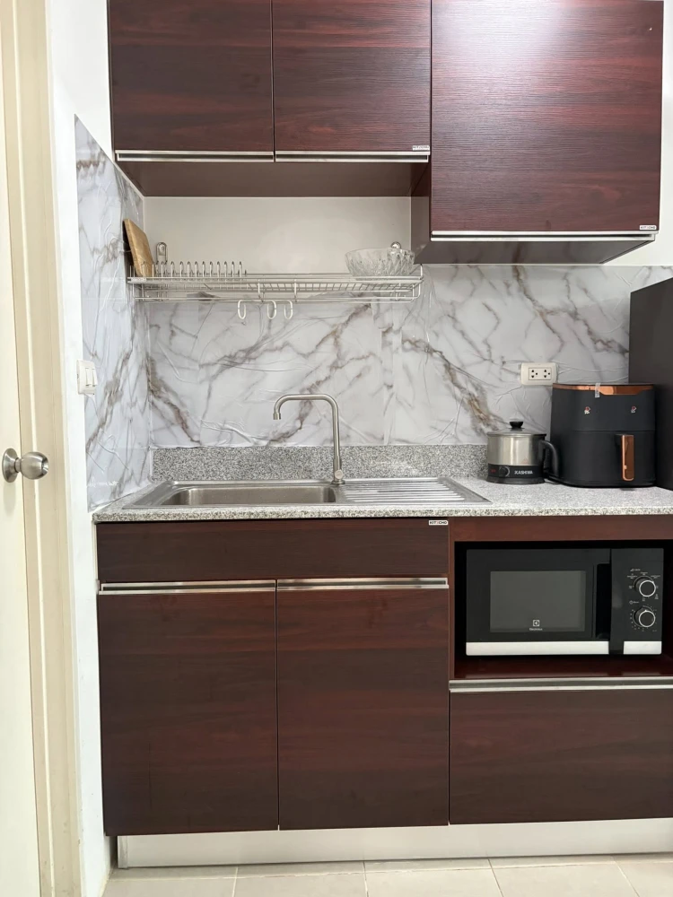 For rent: Unio Charan 3, 1 bedroom, 1 bathroom, fully furnished, at a great price. Can you not reserve it?