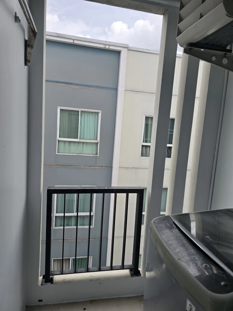 For rent: UNIO Charan 3, 8th floor, nice room, fully furnished, book now, hurry!