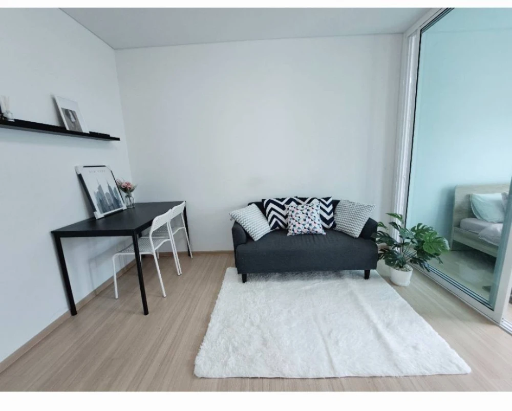 For rent: UNIO Charan 3, 8th floor, beautiful room, fully decorated, comfortable, divided into sections, reserve now, urgently.