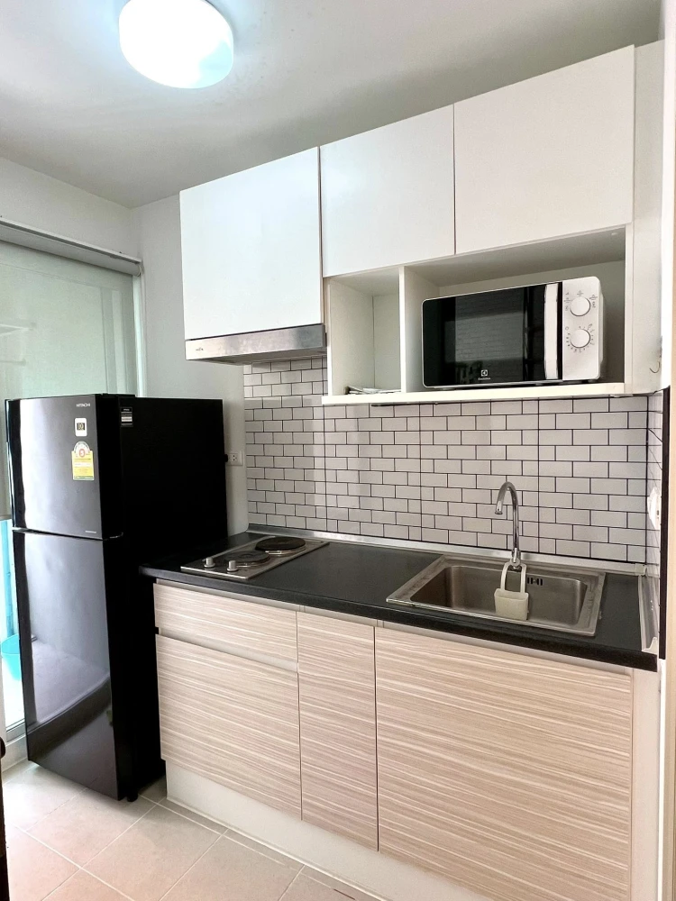 For rent Unio Charan 3, nice room, good location, fully furnished, at a great price, don't miss it.