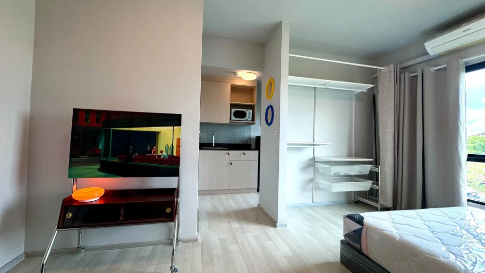For rent: Unio Rama 2-Thakham, fully furnished unit, 5th floor, garden view. What are you waiting for?