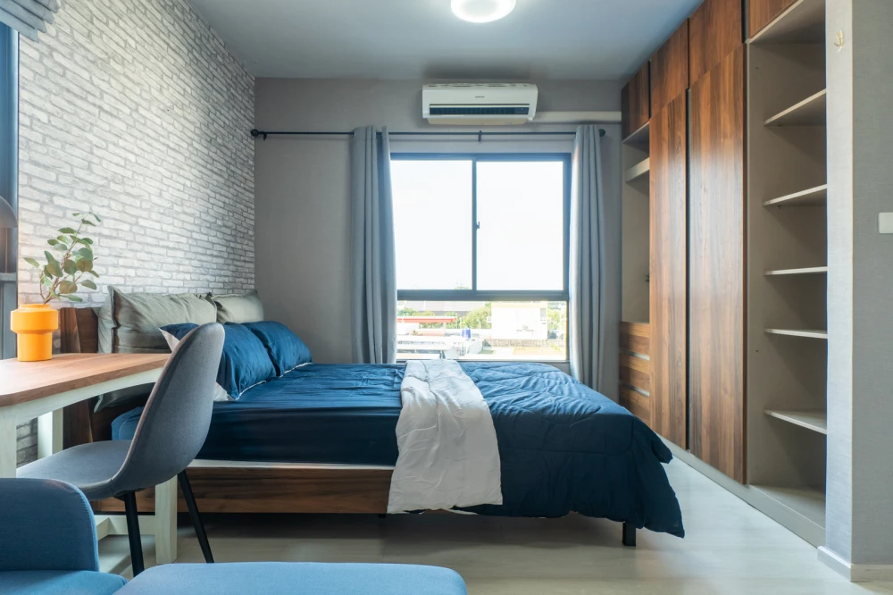 For rent: UNIO Ramkhamhaeng - Serithai, 5th floor, unobstructed view, corner unit, fully furnished. Book now!