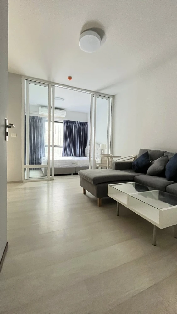 For rent: UNIO Ramkhamhaeng - Serithai. Comfortable room, great location, and complete amenities. Book now!