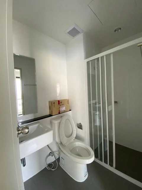 For rent: Unio Sukhumvit 72, 2nd floor, nice room, fully furnished, book now, hurry!