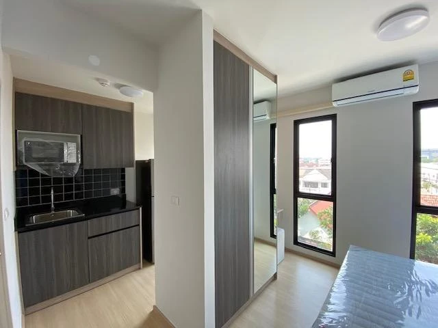 For rent: Unio Sukhumvit 72, 2nd floor, nice room, fully furnished, book now, hurry!