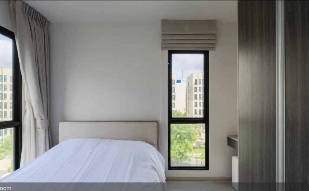 For rent Unio Sukhumvit 72, 8th floor, swimming pool view, fully furnished, book now, don't miss out.
