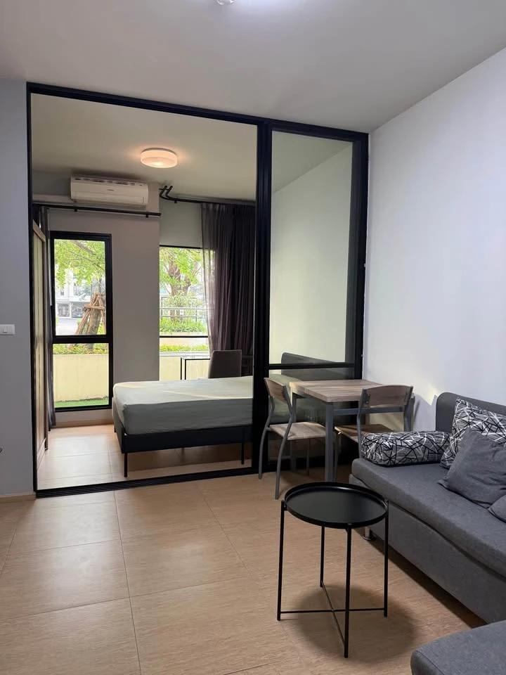 For rent: Unio Sukhumvit 72, partitioned rooms, affordable price, fully furnished. Book now, don't miss out!