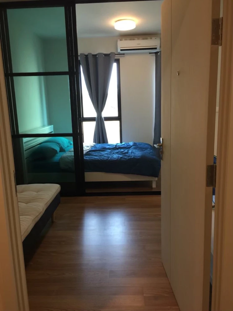 For rent: Unio Sukhumvit 72, nice room, good location, comes with complete furniture and facilities. Don't miss it.