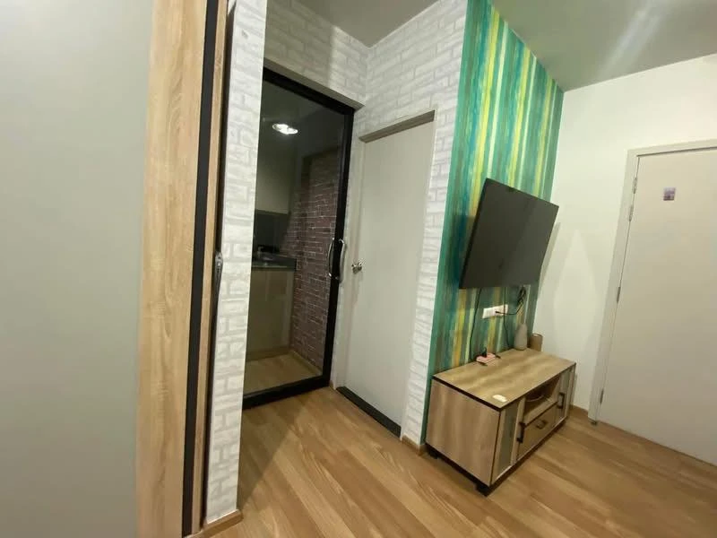 Unio Sukhumvit 72 Studio room for rent, good location, convenient transportation, nice wallpaper, don't miss it!