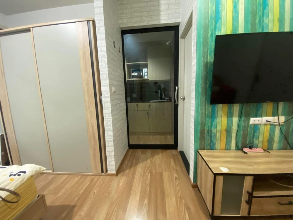 Unio Sukhumvit 72 Studio room for rent, good location, convenient transportation, nice wallpaper, don't miss it!