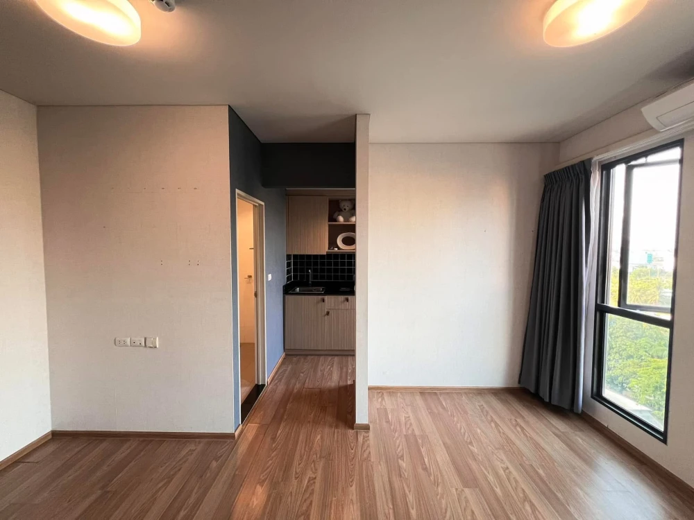 Unio Sukhumvit 72 for rent, empty room, room decoration enthusiasts shouldn't miss it, comes with a refrigerator, at a great price, don't miss it.