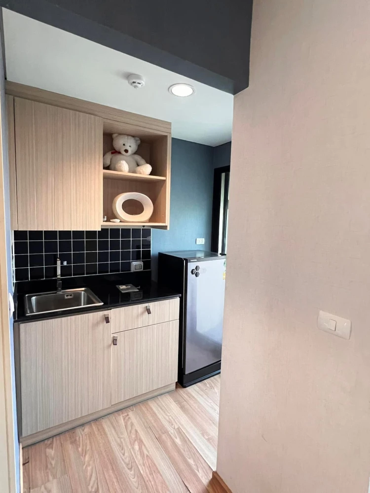 Unio Sukhumvit 72 for rent, empty room, room decoration enthusiasts shouldn't miss it, comes with a refrigerator, at a great price, don't miss it.