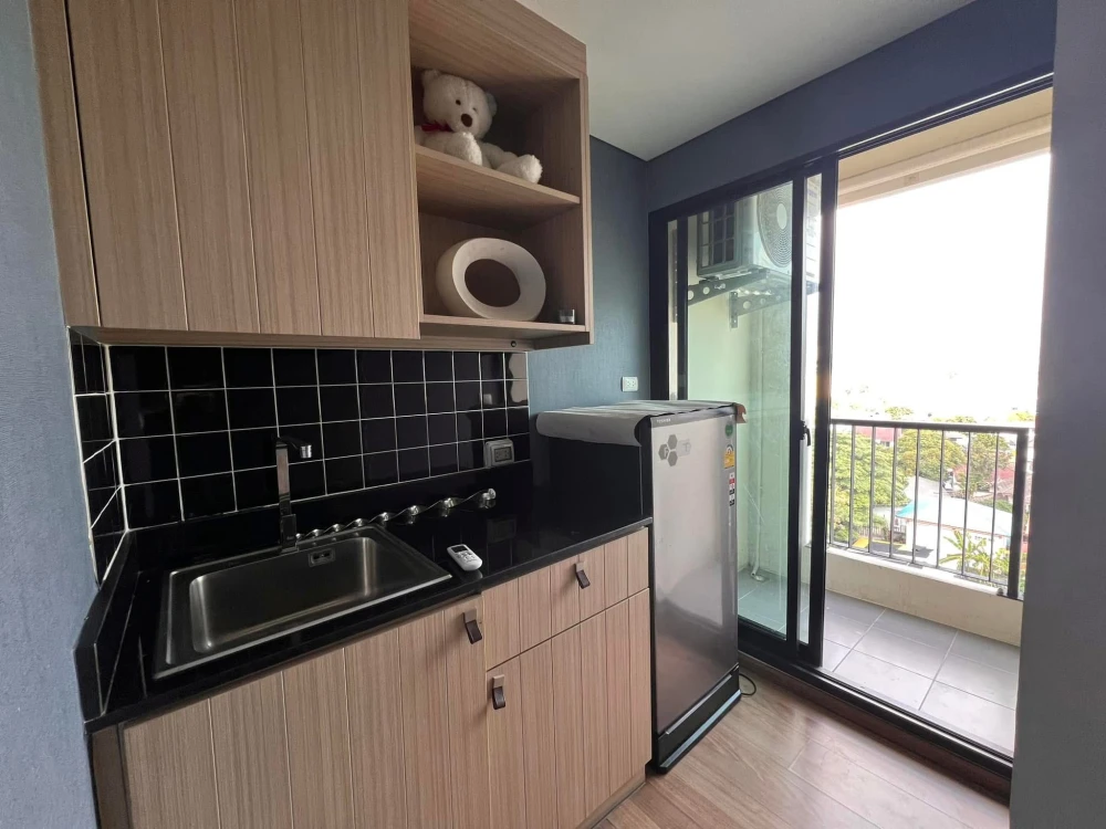 Unio Sukhumvit 72 for rent, empty room, room decoration enthusiasts shouldn't miss it, comes with a refrigerator, at a great price, don't miss it.
