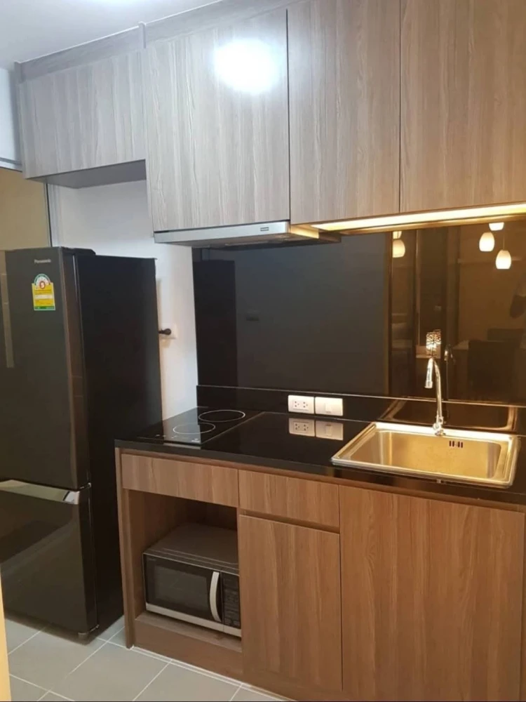 For rent: UNIO Charan 3, 7th floor, Building H, beautifully decorated room with built-in furniture. Move in now, don't hesitate.