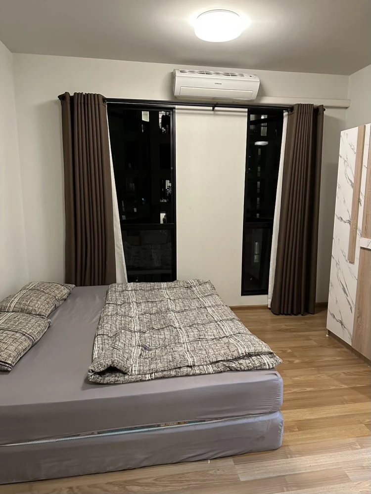 For rent: Unio Sukhumvit 72, studio room, near the pool, fully furnished, ready to move in.