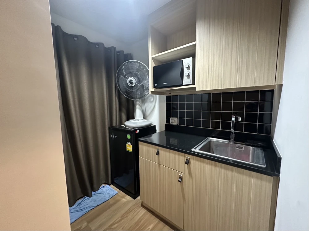 For rent: Unio Sukhumvit 72, studio room, near the pool, fully furnished, ready to move in.