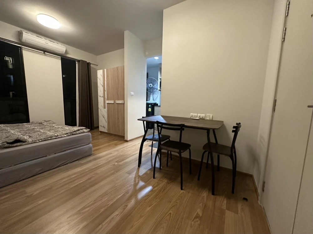 For rent: Unio Sukhumvit 72, studio room, near the pool, fully furnished, ready to move in.