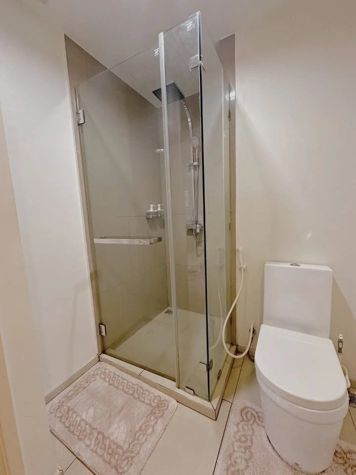 For rent: Unixx South Pattaya, 1 bedroom, 1 bathroom, decorated in a theme, comes with complete furniture, just bring your bags and move in!