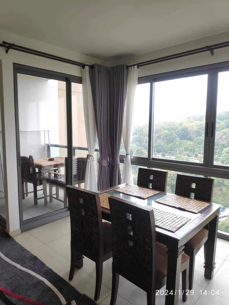 For rent Unixx South Pattaya 2 bedrooms, 2 bathrooms, 21st floor, beautiful swimming pool view, beautiful sea view, fully furnished, book now.