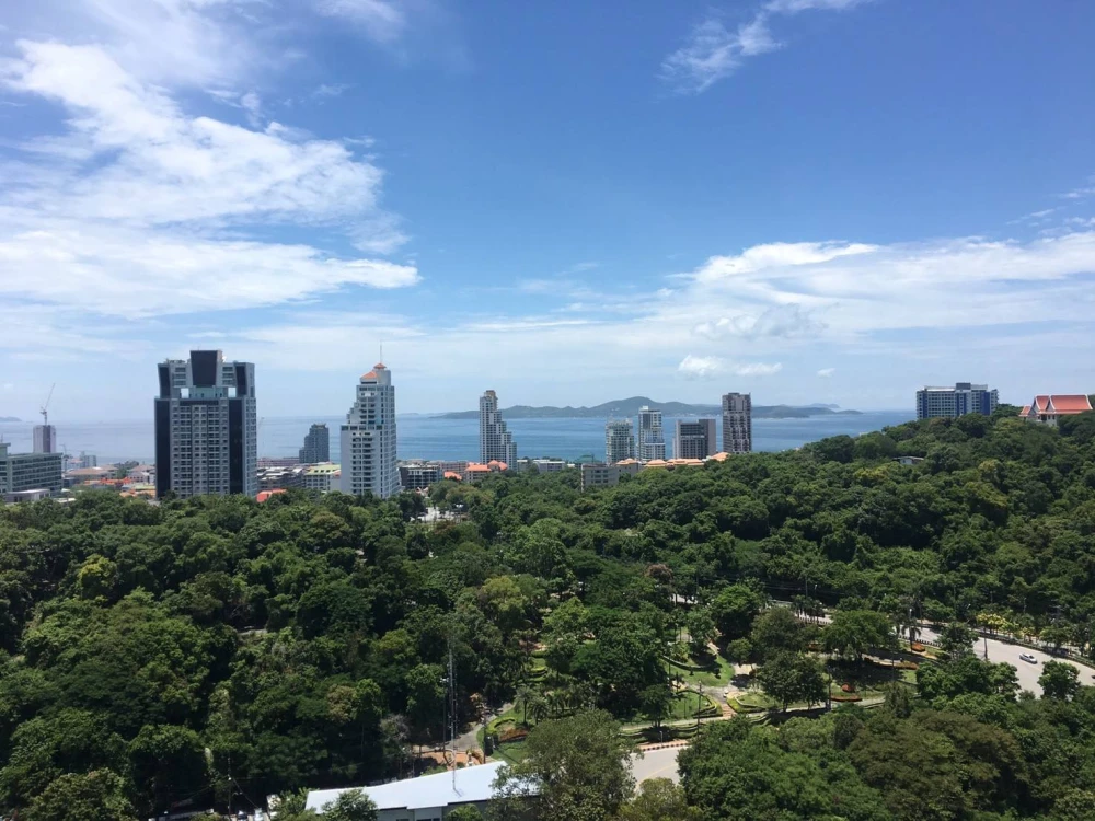 For rent Unixx South Pattaya, ready to move in, high floor, reserve now.