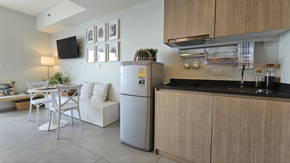 For rent: Unixx South Pattaya, studio room, 29th floor, fully furnished, sea view. A must-have!