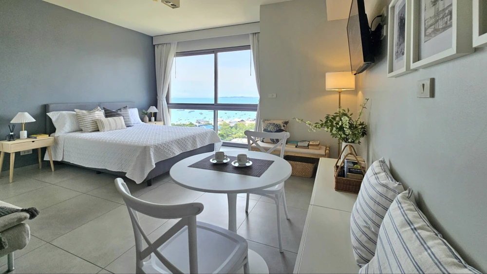 For rent: Unixx South Pattaya, studio room, 29th floor, fully furnished, sea view. A must-have!