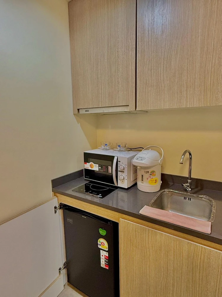 For rent Unixx South Pattaya (South Pattaya) Sea view room, fully built-in throughout the room. Book now and you won't be disappointed.