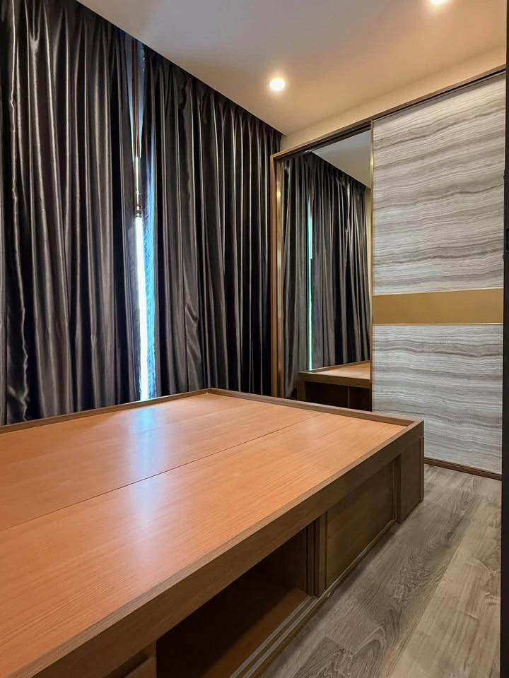 For rent: Urbano Rajavithi, 16th floor, nice room, fully furnished, reserve now, hurry!
