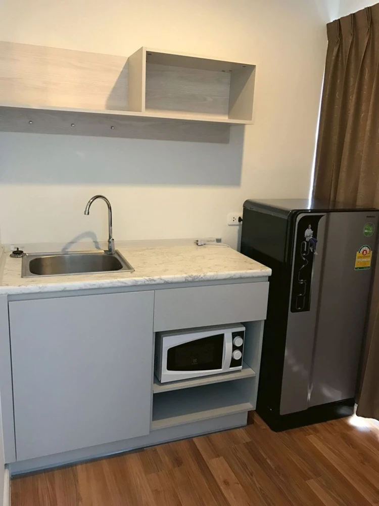 V Condo Ladkrabang, 6th floor, fully furnished, for rent. Book now!