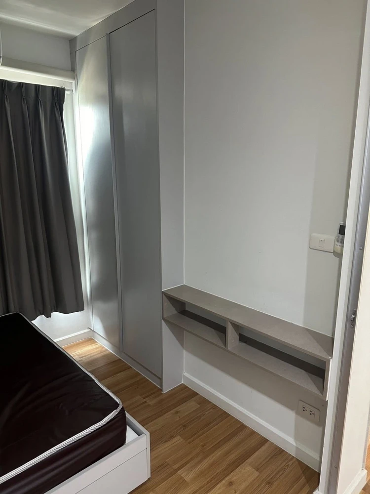 V Condo Ladkrabang for rent, 8th floor, fully furnished, includes washing machine, at a great price. Book now!