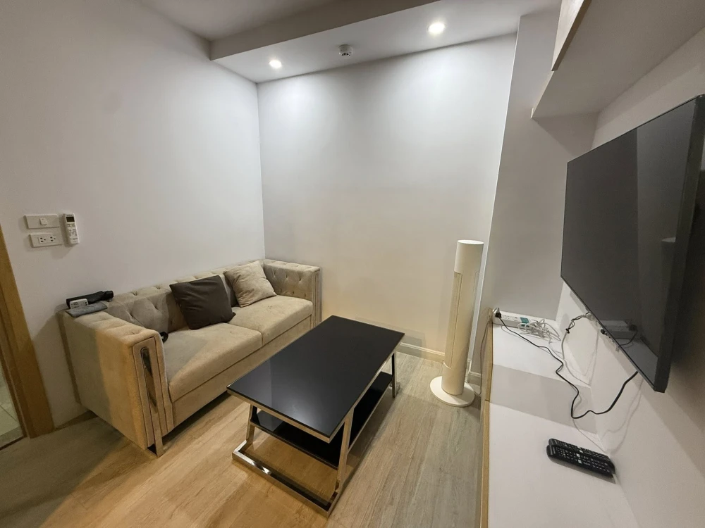 V Condo Salaya for rent: 1 bedroom, 1 bathroom. Fully furnished with appliances. Just bring your bags and move in!