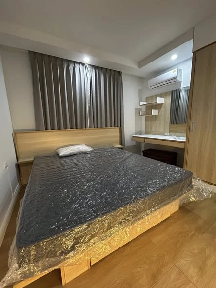 V Condo Salaya for rent. Spacious and comfortable room, fully furnished, affordable price. Book now!