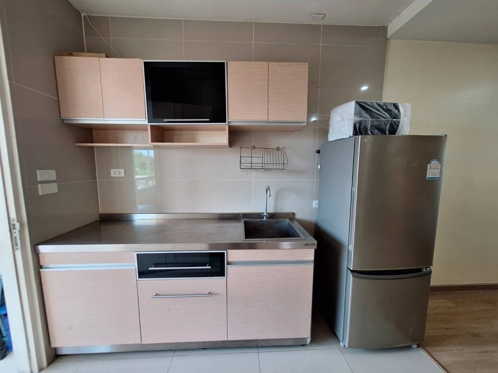 V Condo Salaya for rent. Corner unit offering privacy. Fully furnished. Just bring your bags and move in!