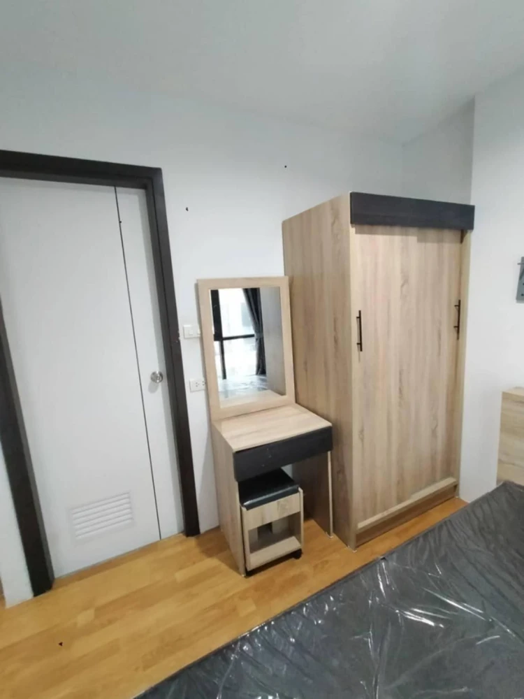 For rent: Vela de Residence, a nice room, good location, comes with complete facilities. If it's this good, what are you waiting for?