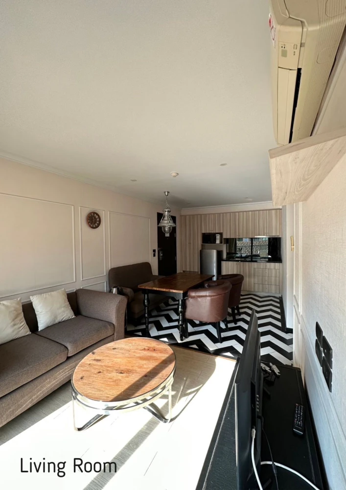 For rent: Venetian Signature Condo Resort Pattaya, corner room, privacy, lots of space, good location, book now