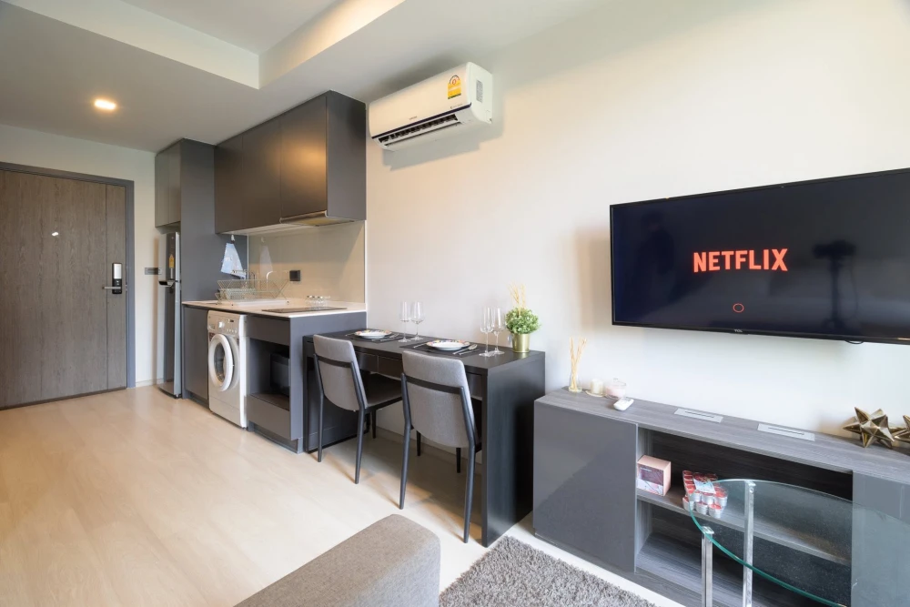 VENIO Sukhumvit 10 condo for rent. Nice and fully furnished. Book now!
