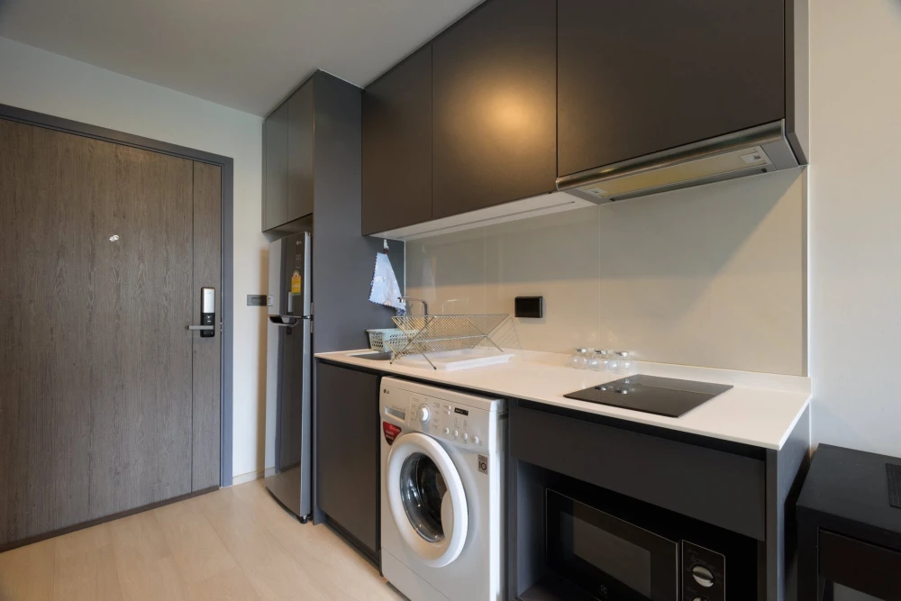 VENIO Sukhumvit 10 condo for rent. Nice and fully furnished. Book now!