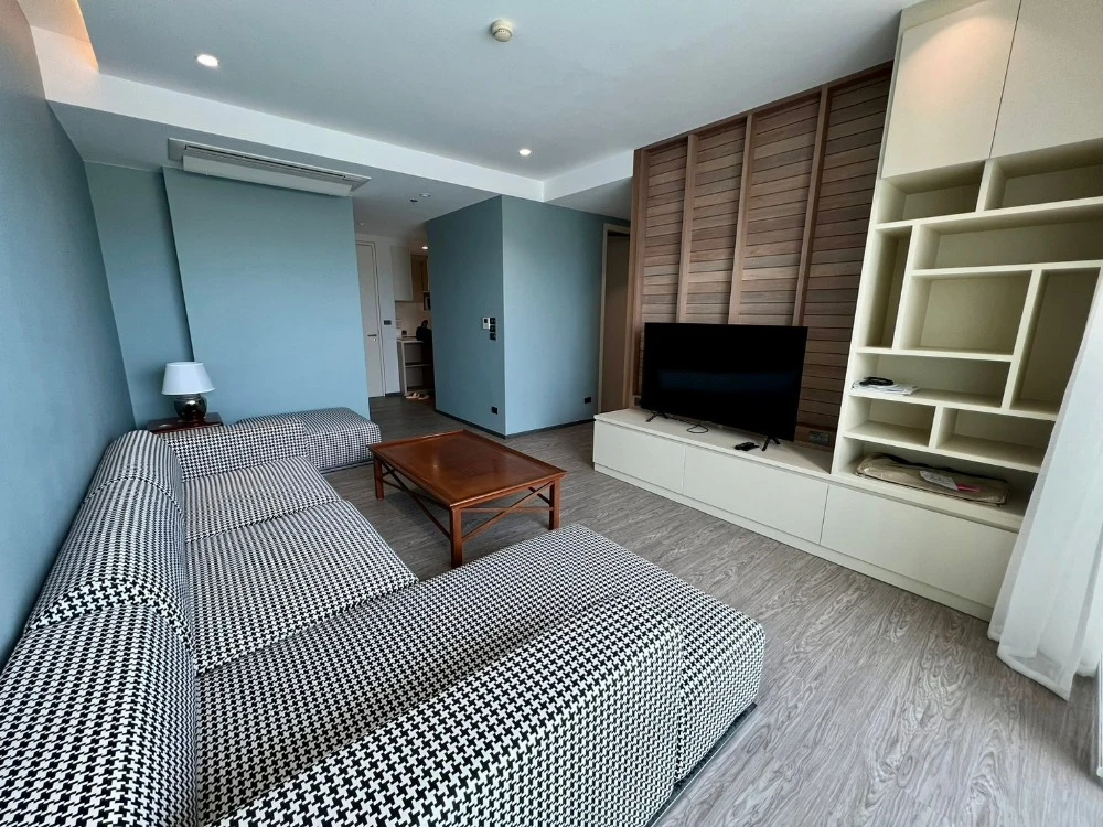 For rent: Veranda Residence Pattaya, 8th floor. Spacious room, fully furnished, ready to move in. Book now!