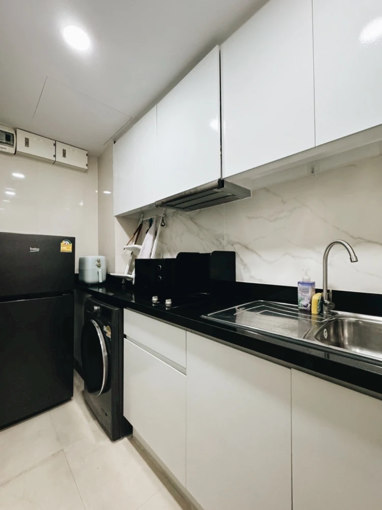 For rent: VERTIQ Rama 4 - Siam, room on the 8th floor, unblocked view, quiet atmosphere, very suitable for relaxation, book now.