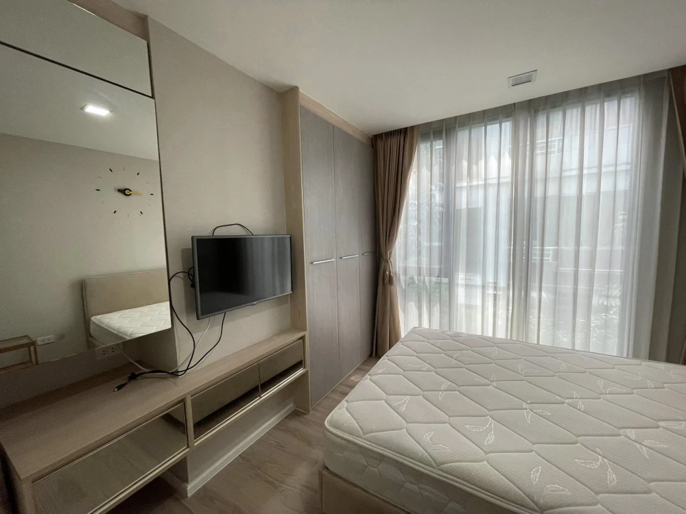 For rent: Very Sukhumvit 72, ready to move in, complete facilities, good price, hurry and reserve now.