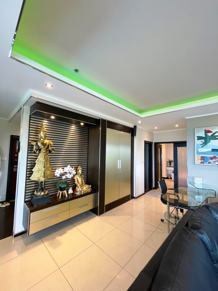 For rent View Talay Jomtien Condominium 1-8, spacious room, lots of usable space, fully furnished, sea view, book now.
