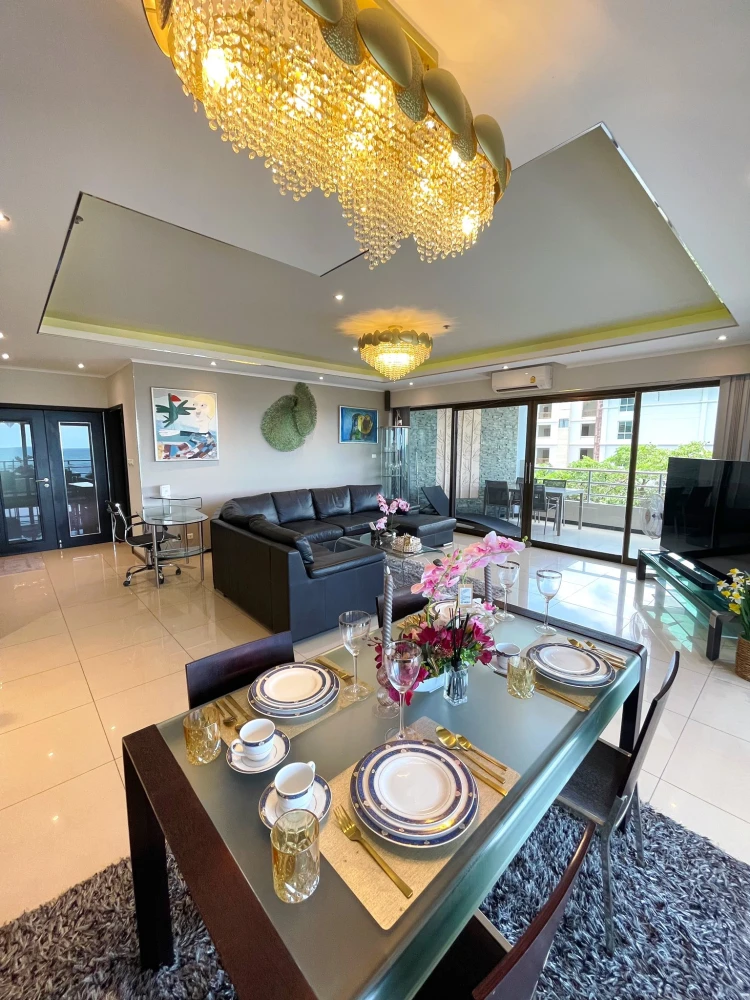 For rent View Talay Jomtien Condominium 1-8, spacious room, lots of usable space, fully furnished, sea view, book now.