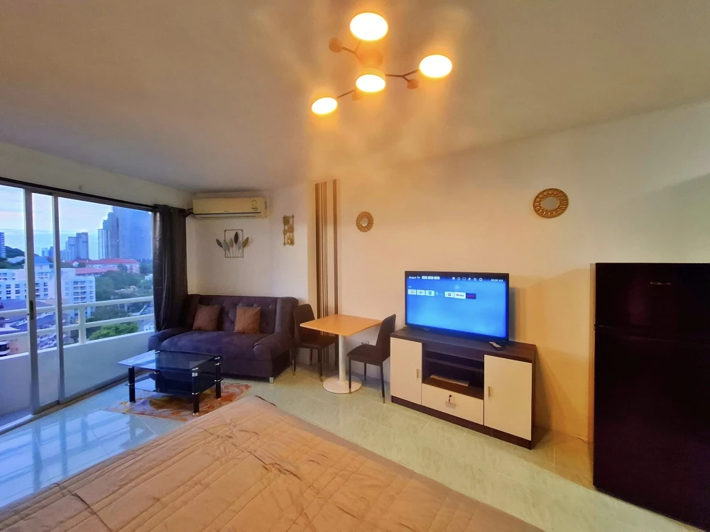For rent: View Talay Jomtien Condominium 1-8, nice rooms, decorated in a cool tone, fully furnished, beautiful view, don't miss it.